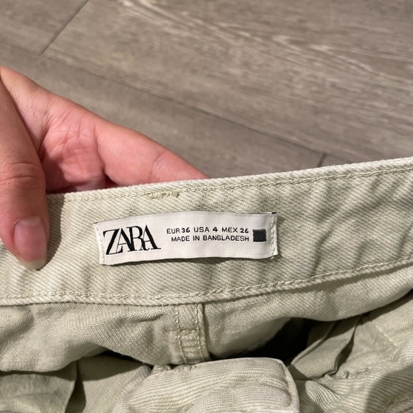 Zara Light Green Jean Shorts - Picture 3 of 4